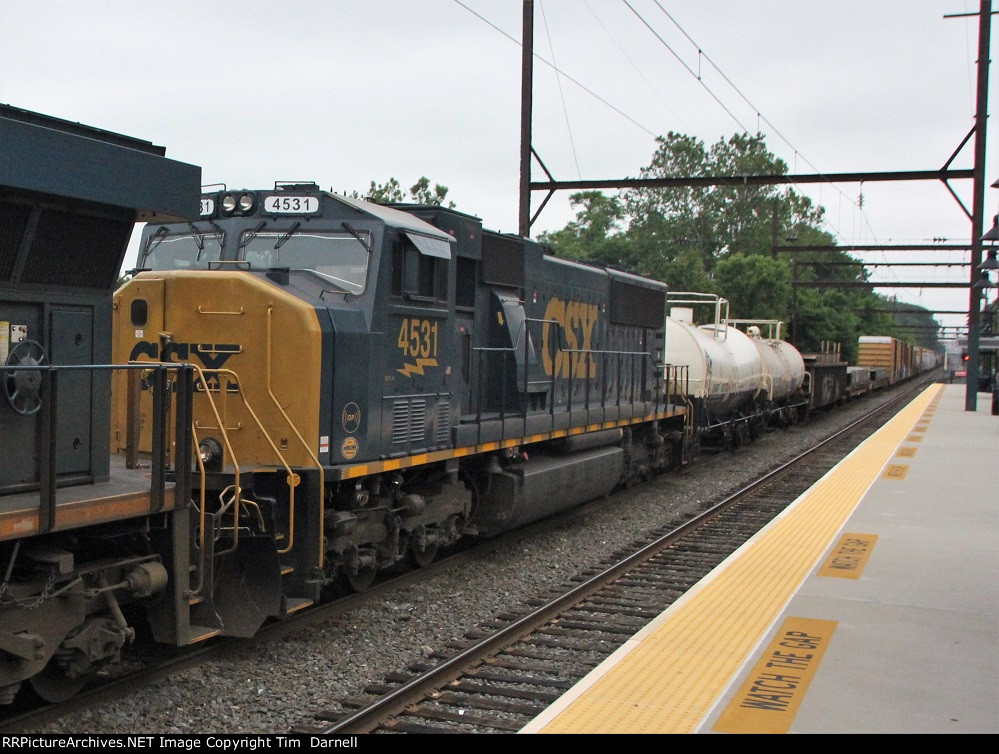 CSX 4531 on M410